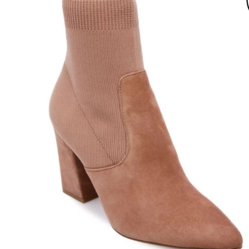 STEVE MADDEN tan sock booties
